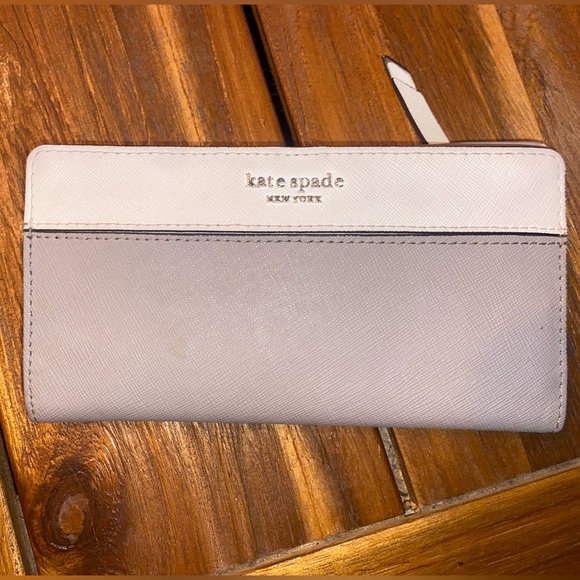 Kate Spade- Grey 6” card wallet - Picture 2 of 5